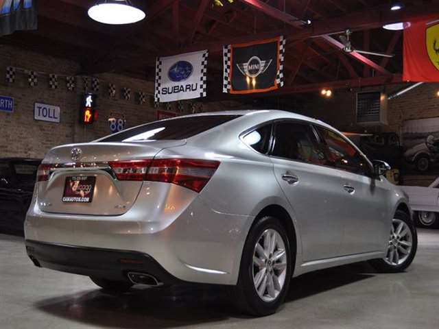 2013 Toyota Avalon XLE 4dr Sedan